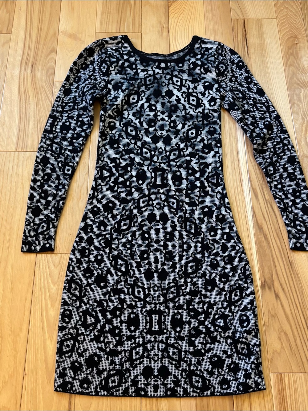 Abercrombie & Fitch Knit Bodycon Long Sleeve Sweater Dress